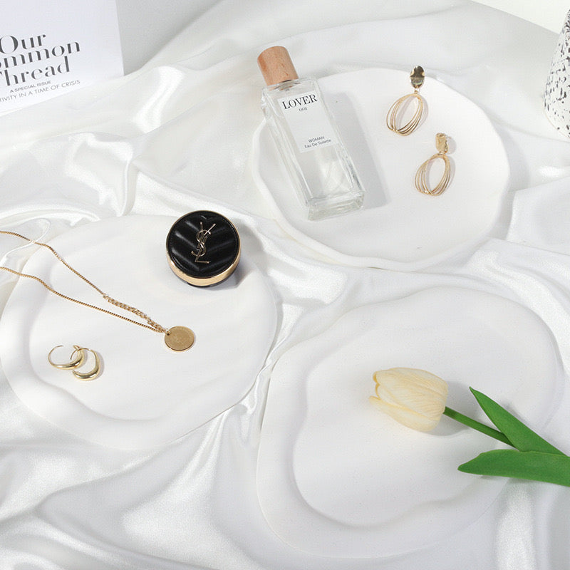 Cloud Dish Photo Props Tray