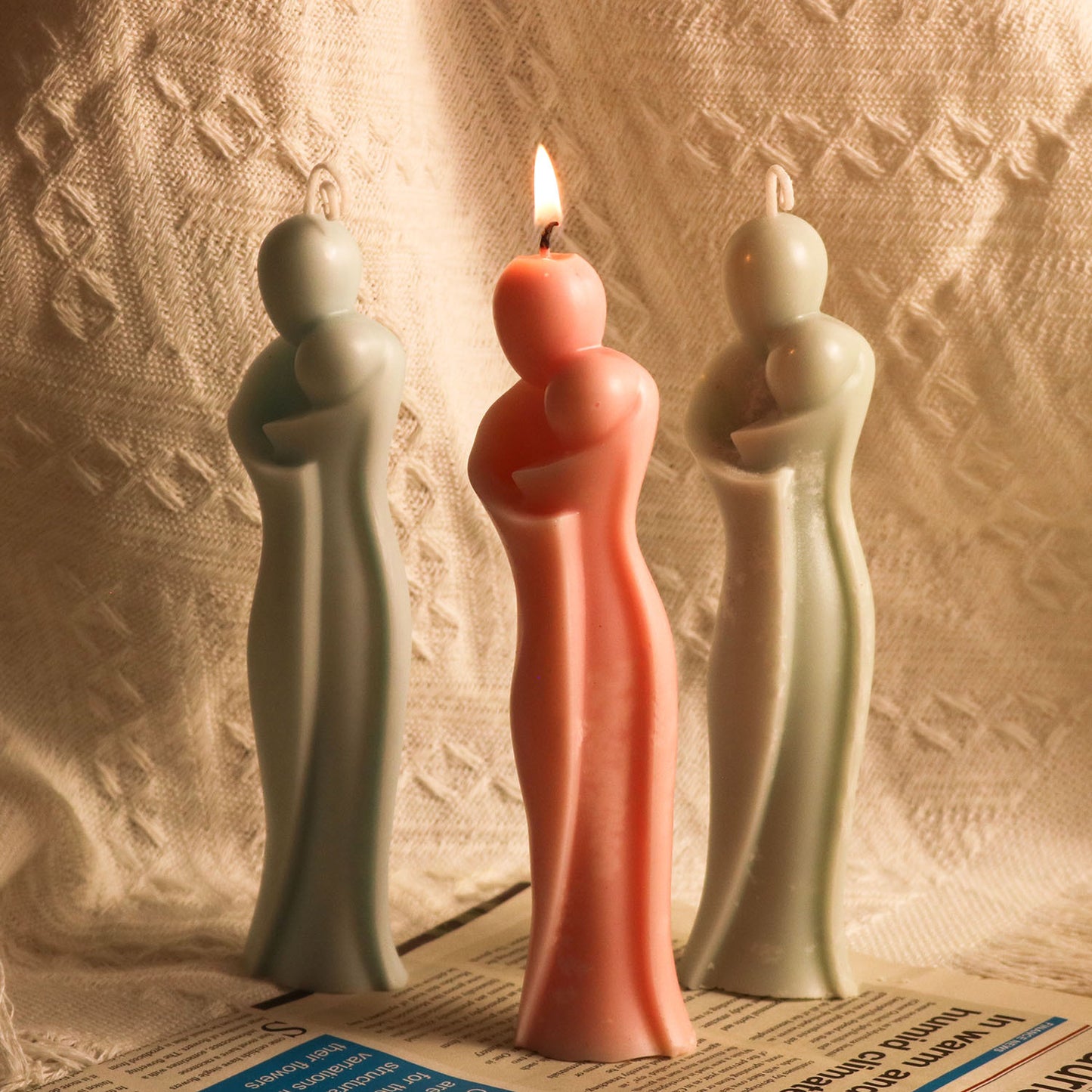 Couples Hugging Candle Silicone Mold