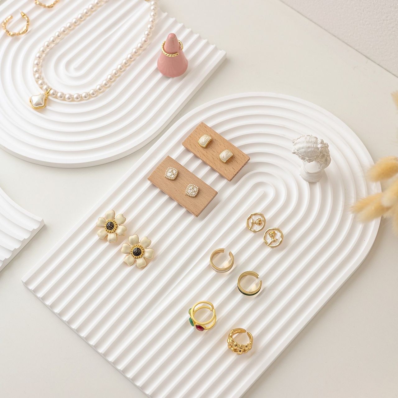 Wave Dish Photo Props Tray