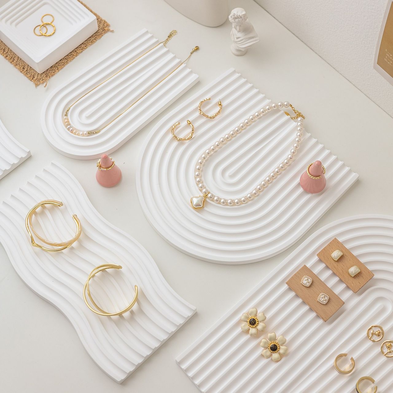 Wave Dish Photo Props Tray