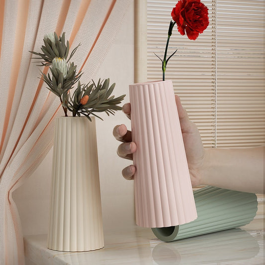 Stripped Tall Vase Mold