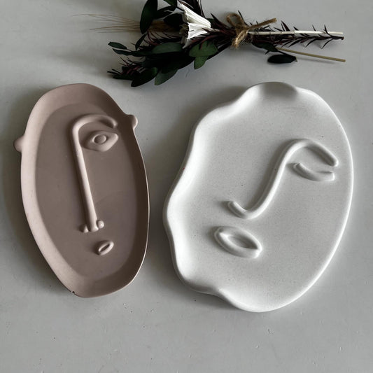 Abstract Face Trinket Tray Silicone Mold