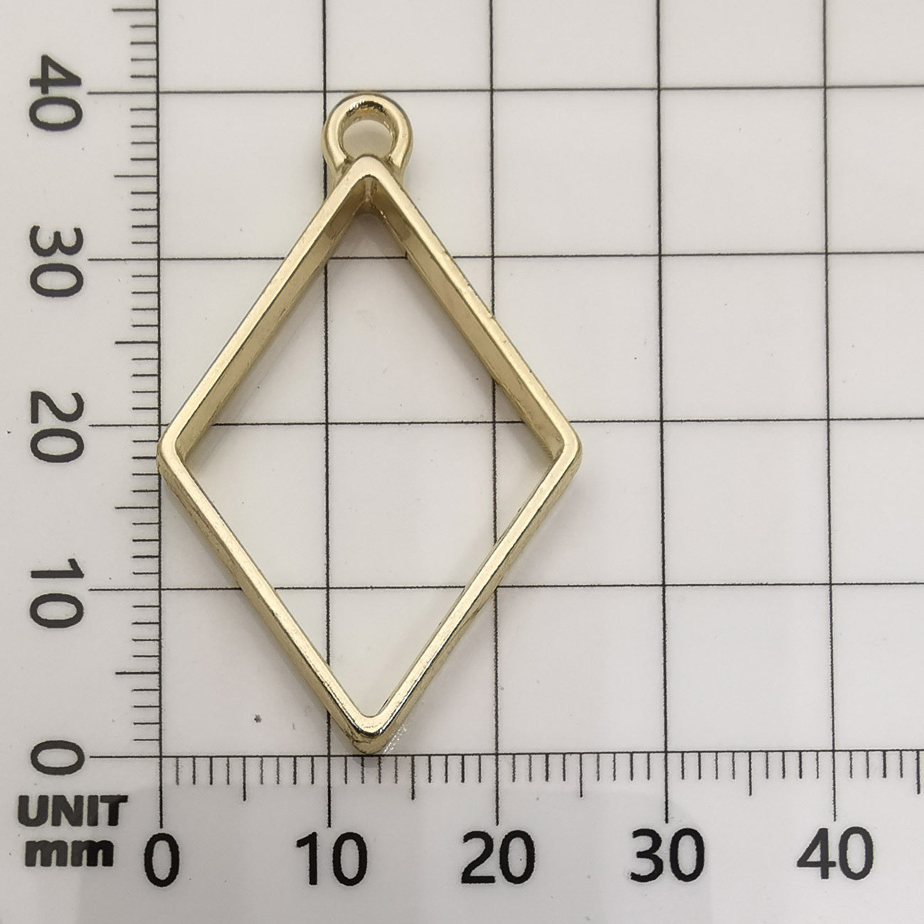 Bezel Pendant