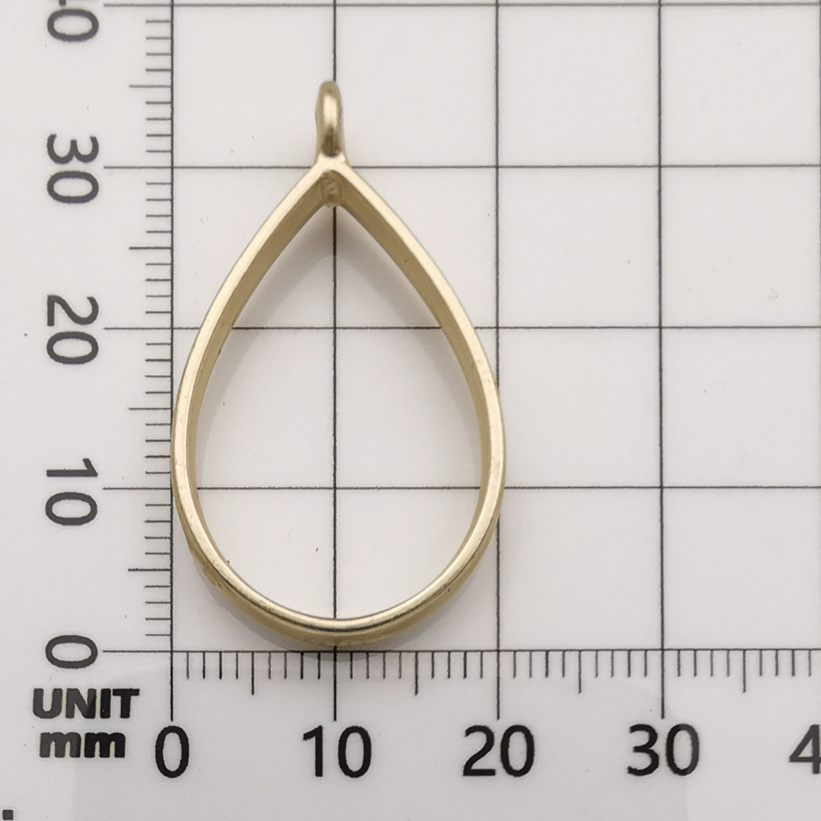 Bezel Pendant