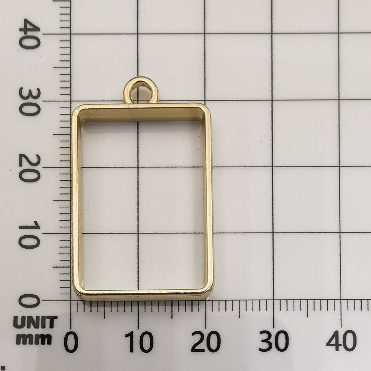 Bezel Pendant
