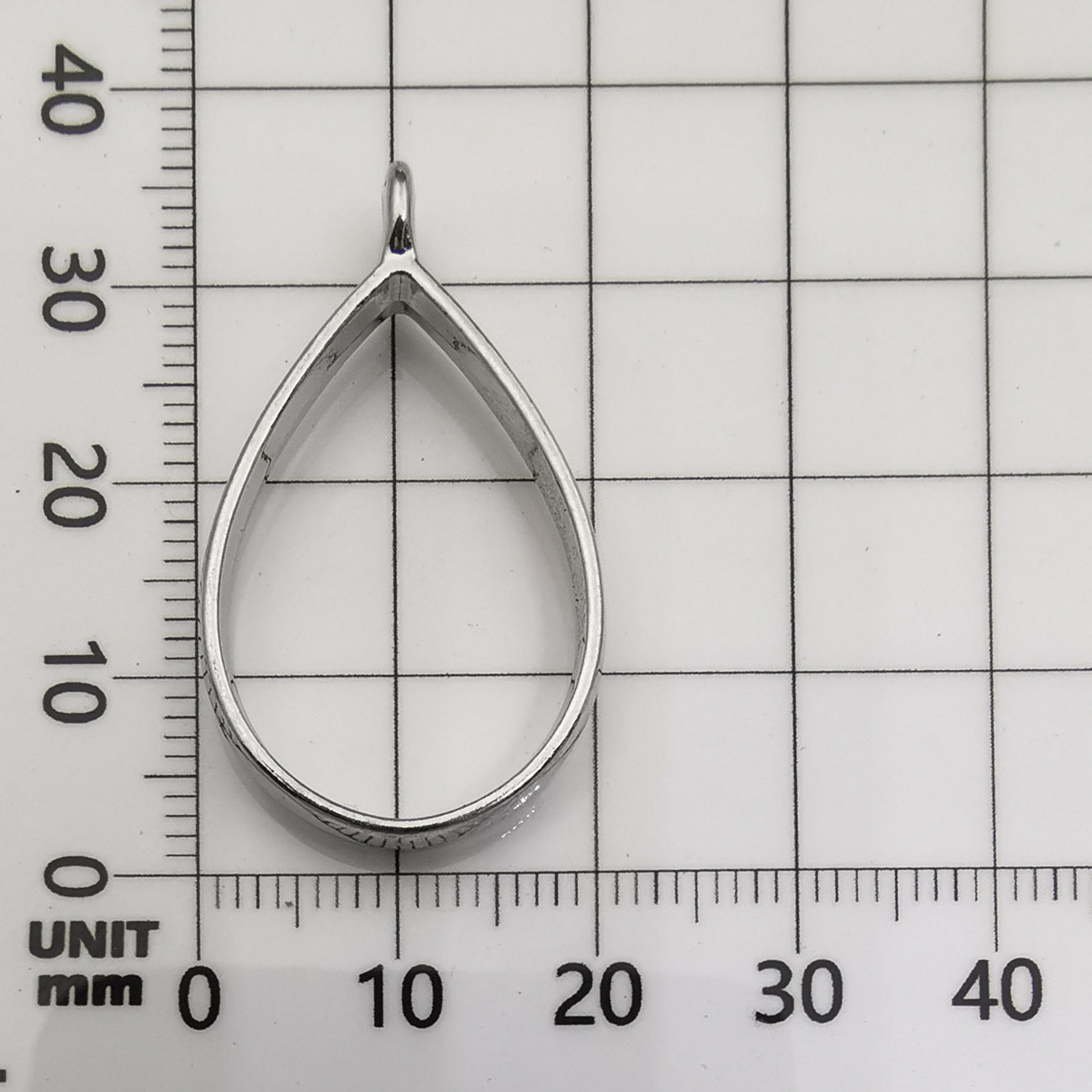 Bezel Pendant