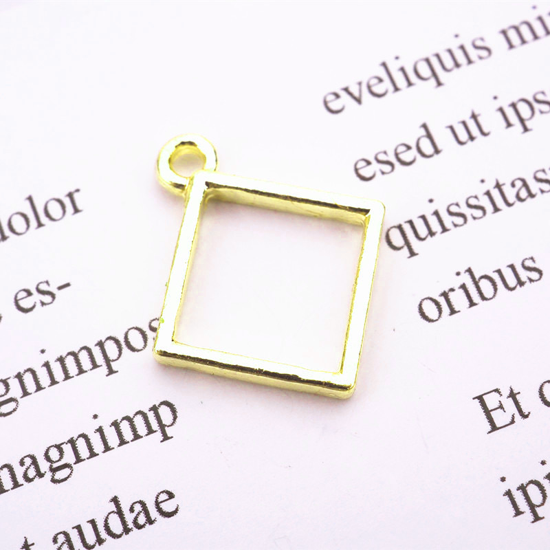 6pcs Mini Bezel Charms