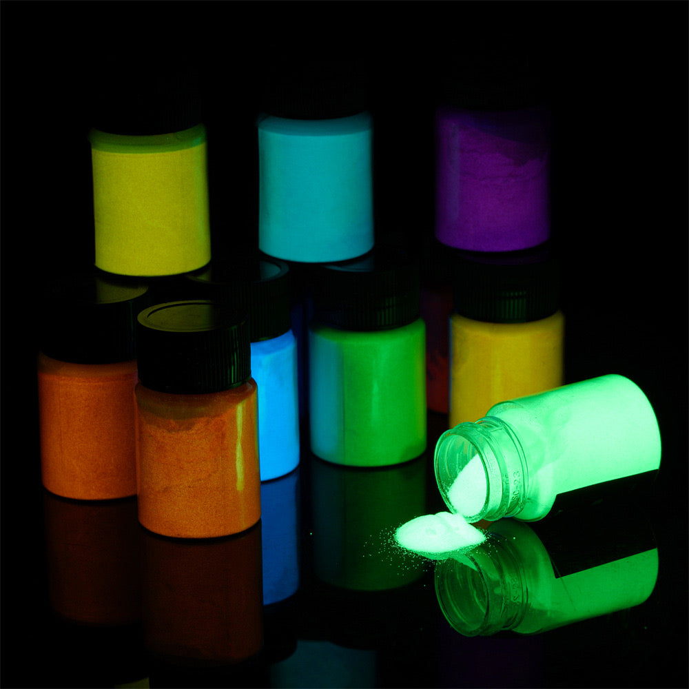 Glow in the dark pigment