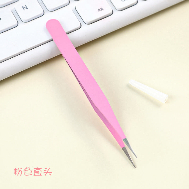 Tweezers