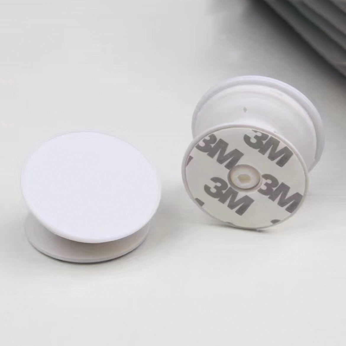 Pop socket Grip