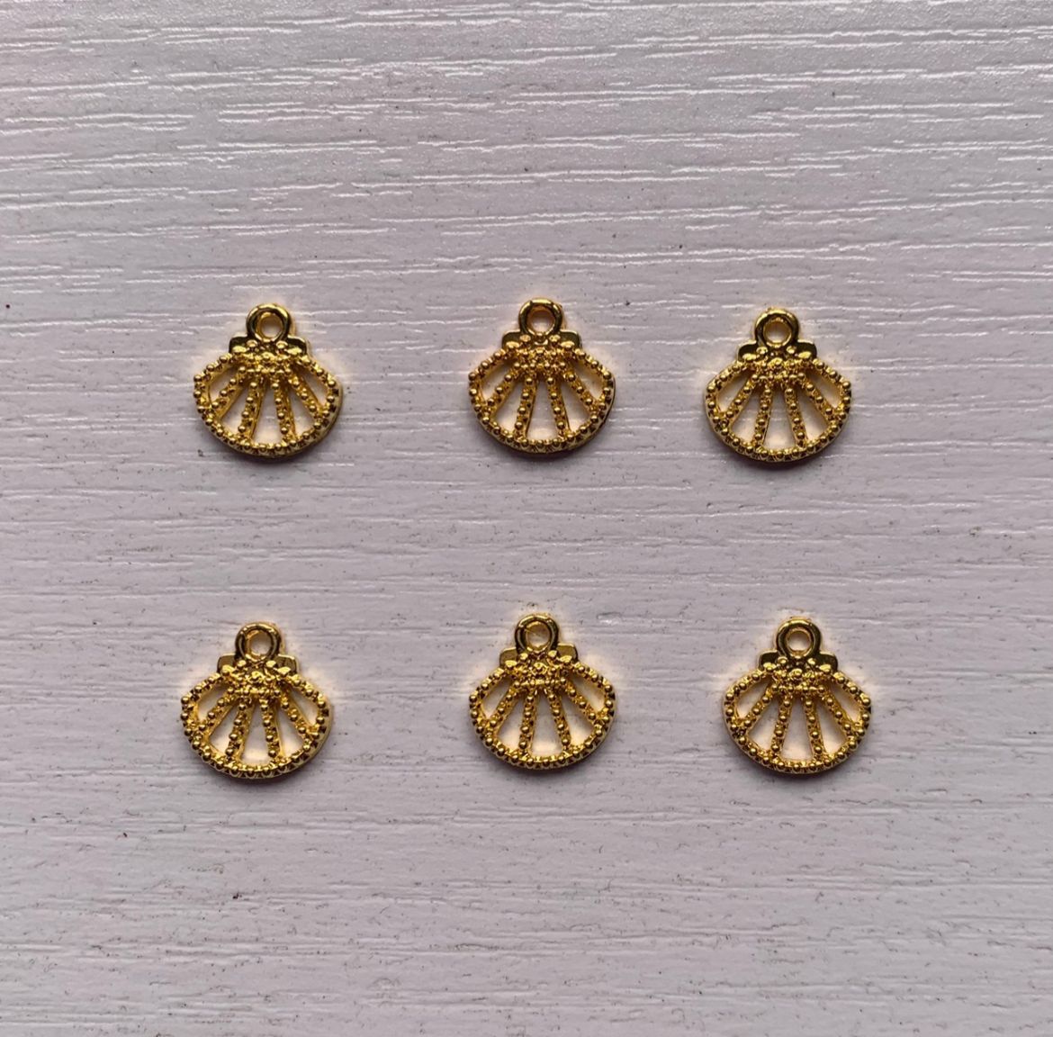 6pcs Mini Bezel Charms